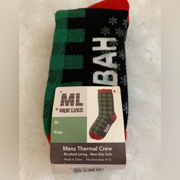 Muk Luks Other - MUK LUKS mens  (unisex) thermal crew non slip Bah Humbug Christmas socks NWT